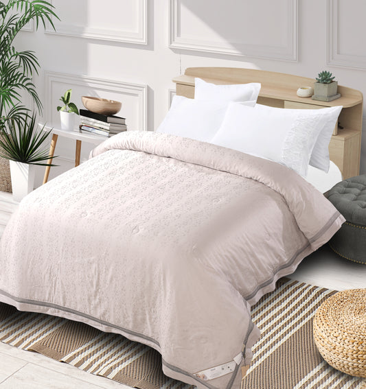 Serenity Comforter - Cotton Feel - Double Bed (90x100 inches)