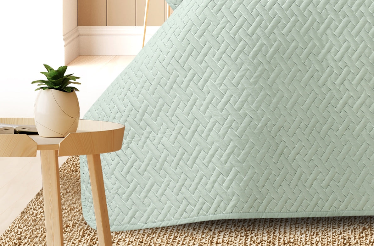 Richmond Bed Cover By ROSS
