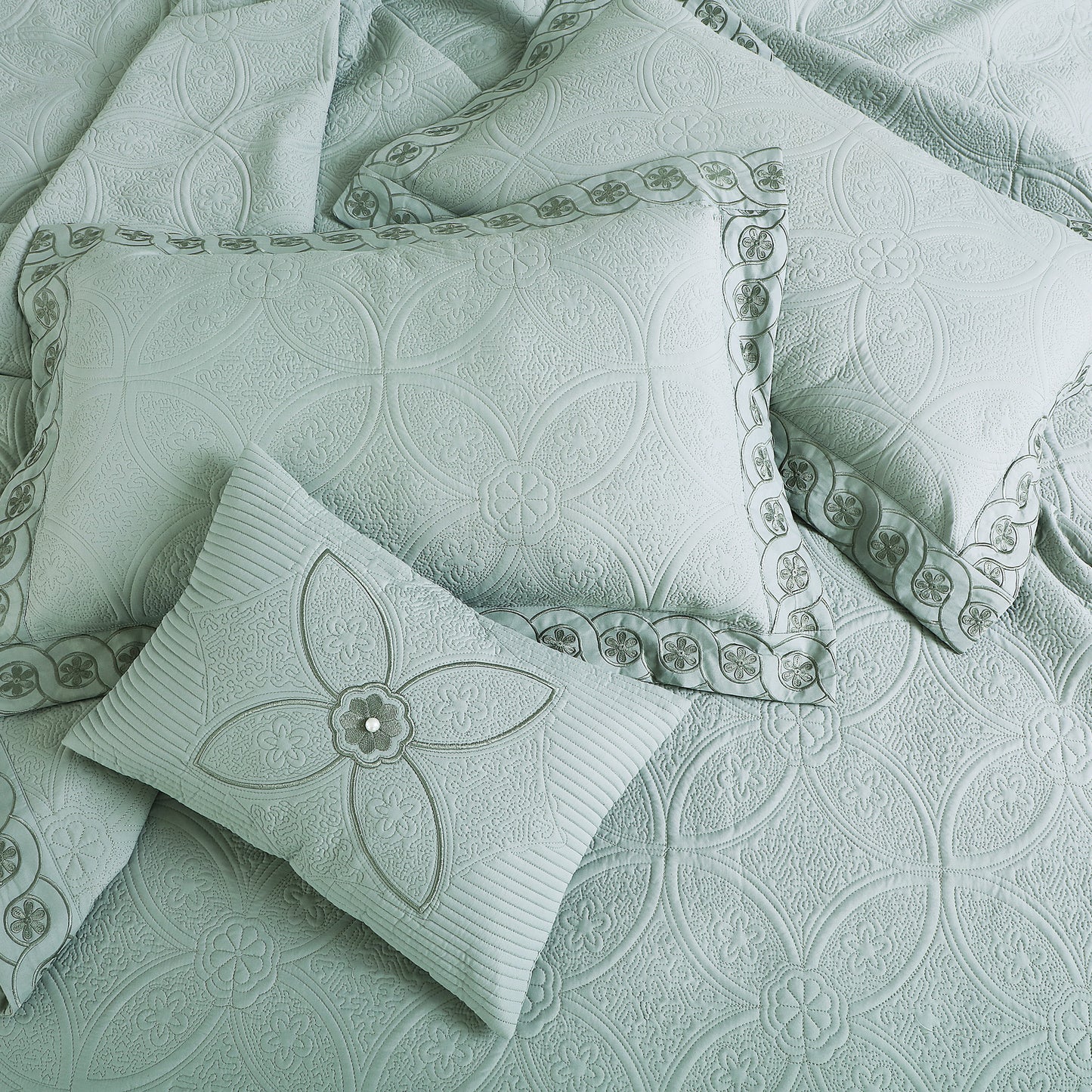 Horizon BedSpread -Double Bed (100x108inches) with two Pillow covers