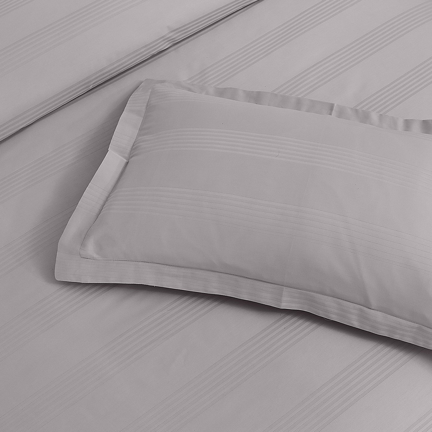 Triumph Bedsheet -King Size (108x108 inches) -400 TC with two Pillow Covers