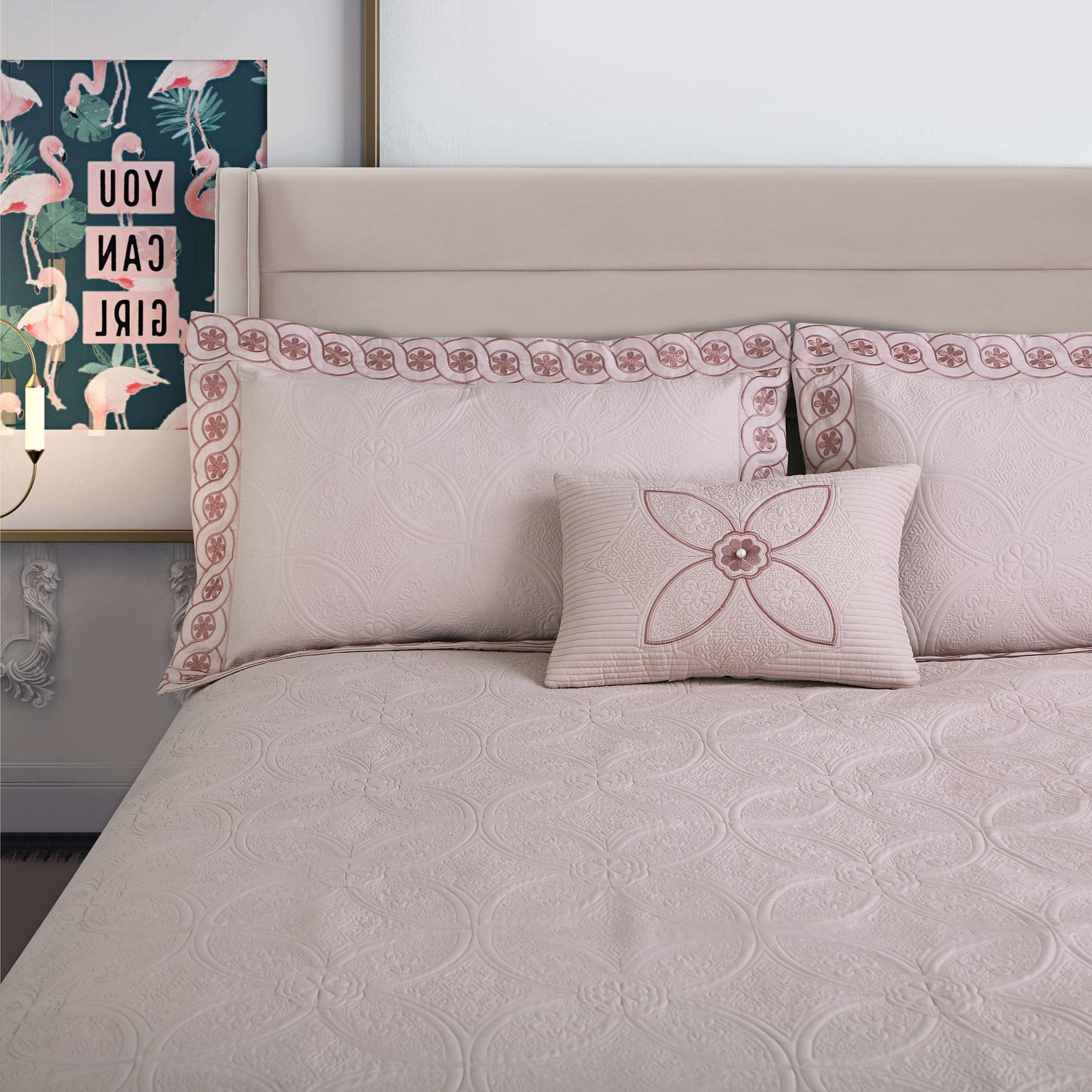 Horizon BedSpread -Double Bed (100x108inches) with two Pillow covers