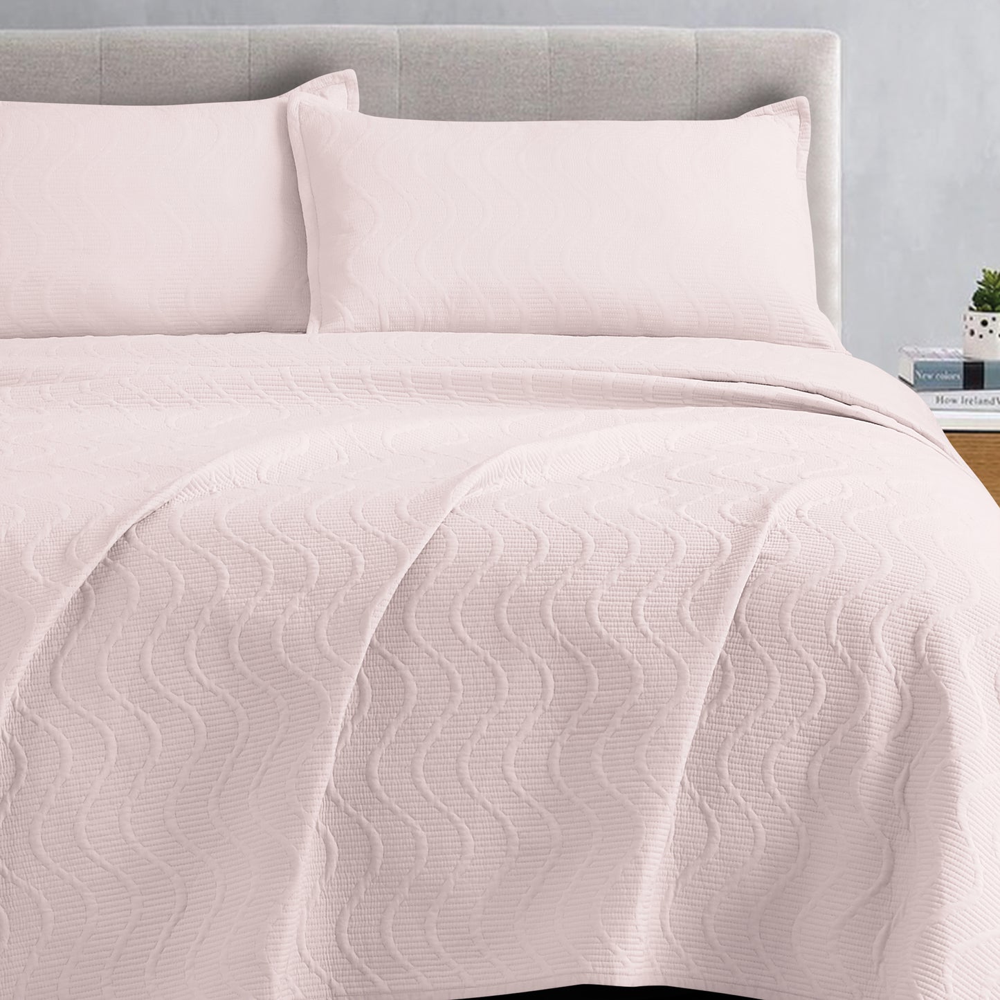 Vesper BedSpread -Double Bed (100x108inches) with two Pillow covers