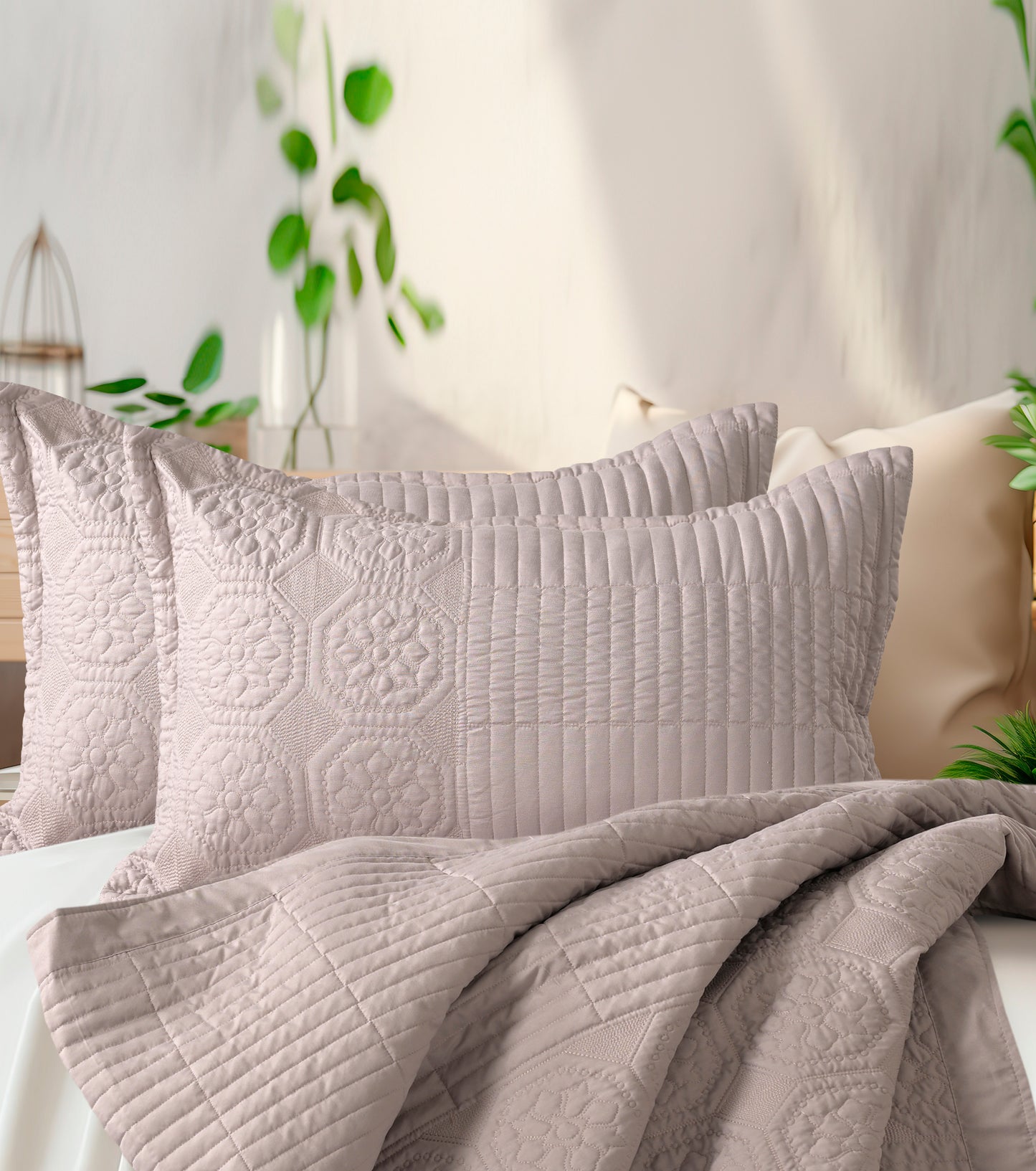 Iconic BedSpread -Double Bed (90x100 inches) with two Pillow covers