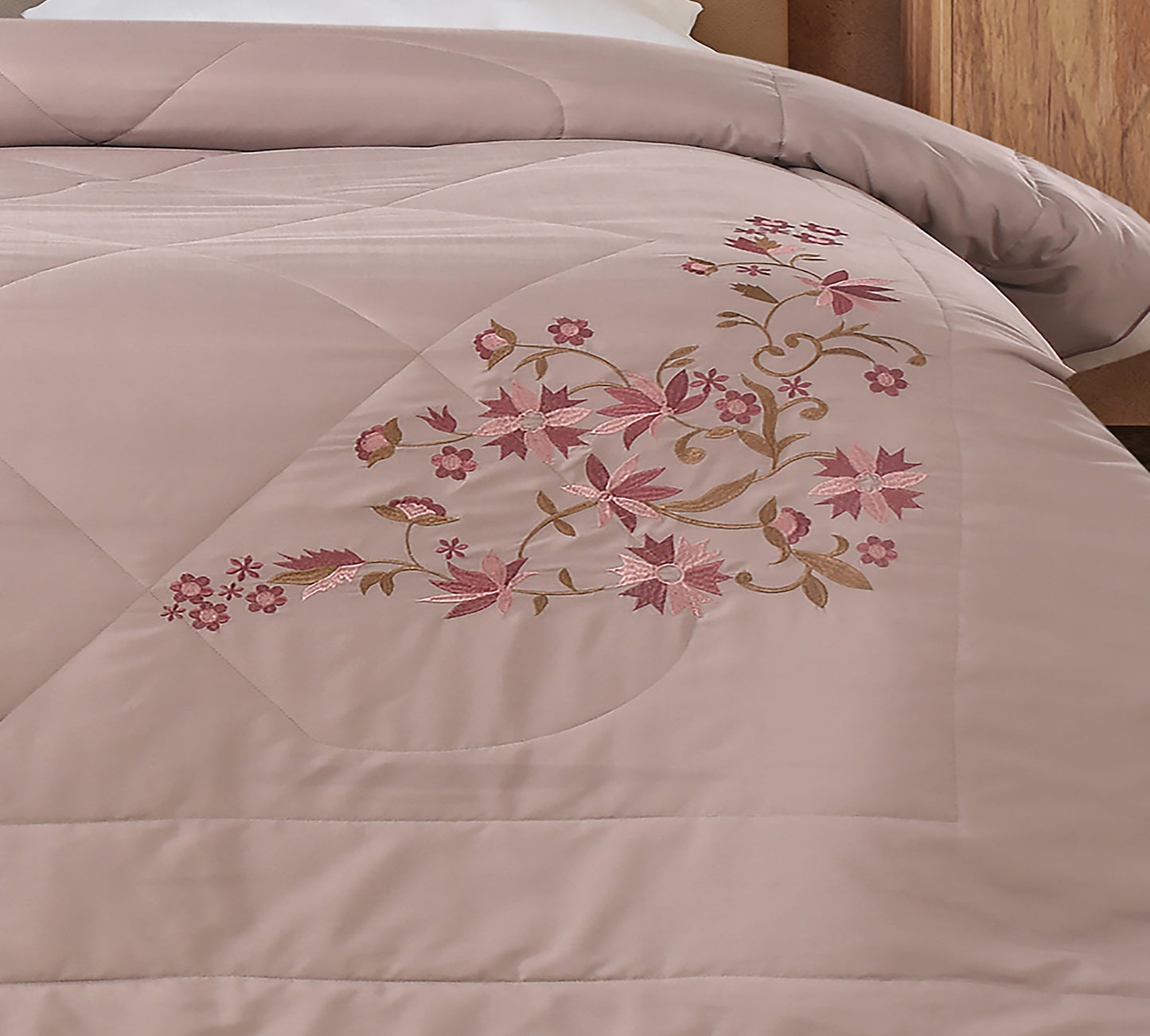 Marseille Comforter - Cotton Feel - Double Bed (90x100 inches)