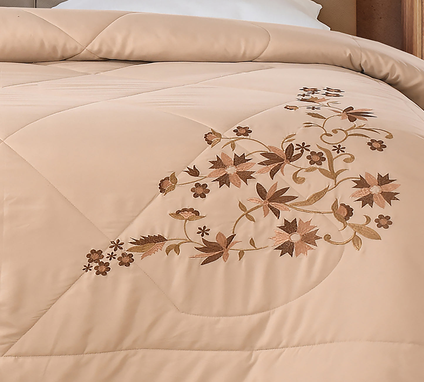 Marseille Comforter - Cotton Feel - Double Bed (90x100 inches)