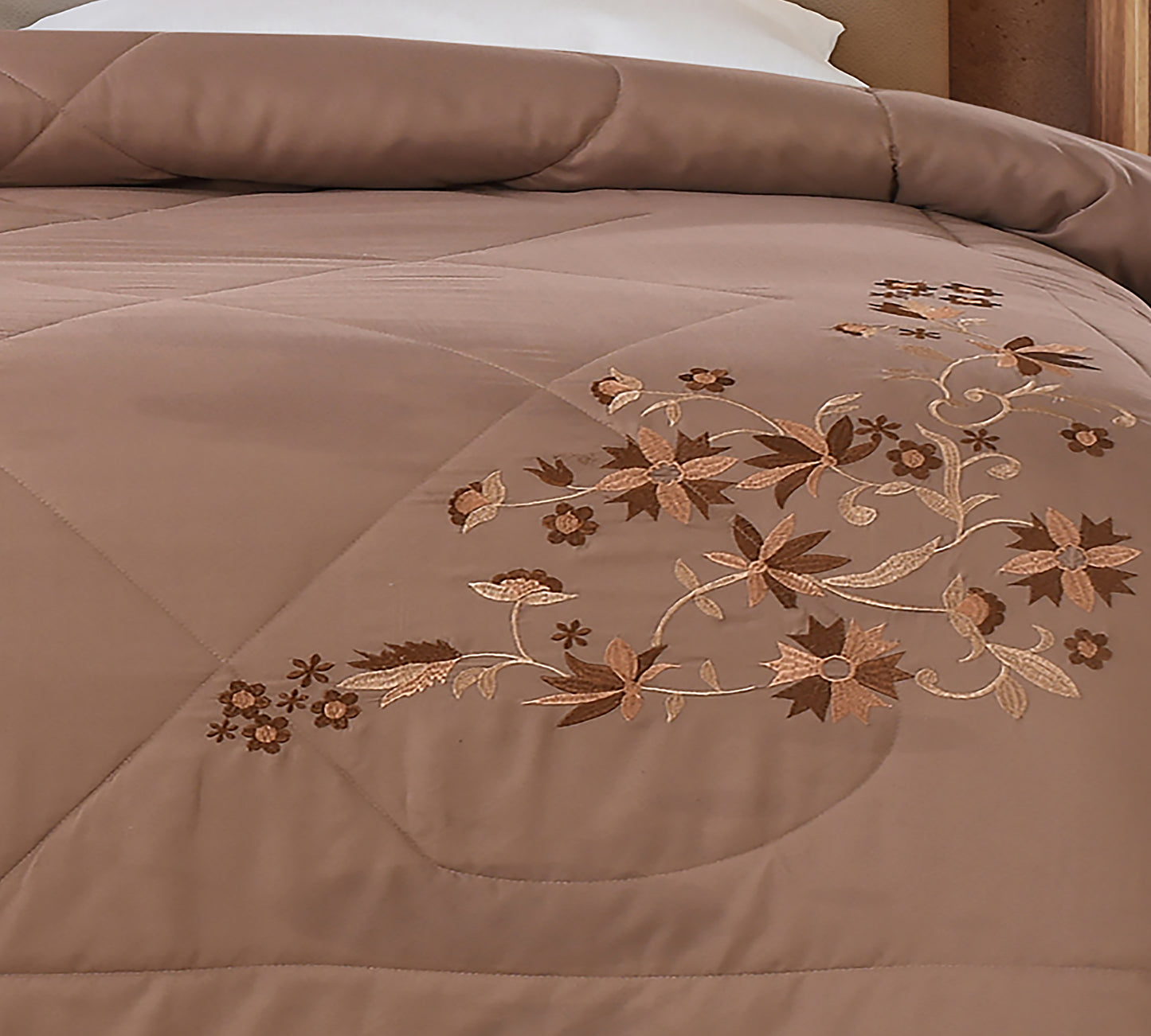 Marseille Comforter - Cotton Feel - Double Bed (90x100 inches)