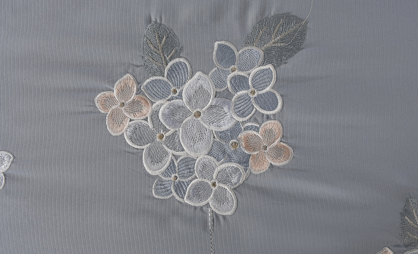 Dalton Comforter - Cotton Feel - Double Bed (90x100 inches)