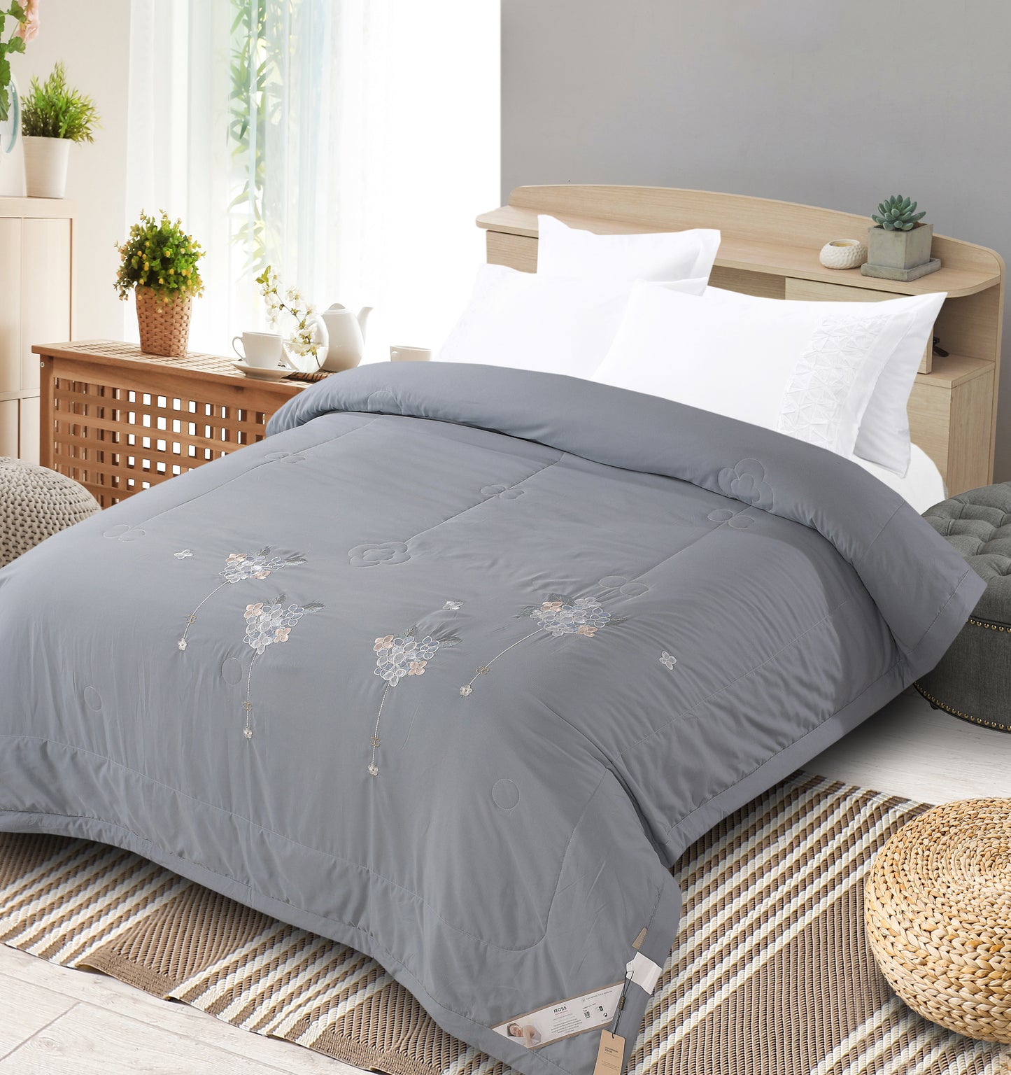 Dalton Comforter - Cotton Feel - Double Bed (90x100 inches)
