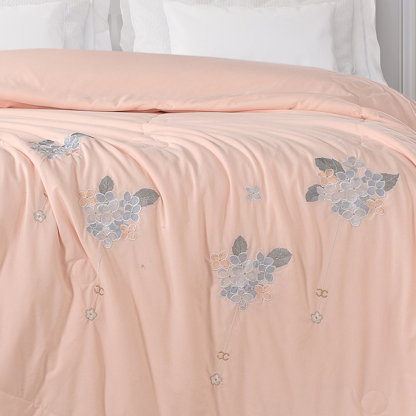 Dalton Comforter - Cotton Feel - Double Bed (90x100 inches)