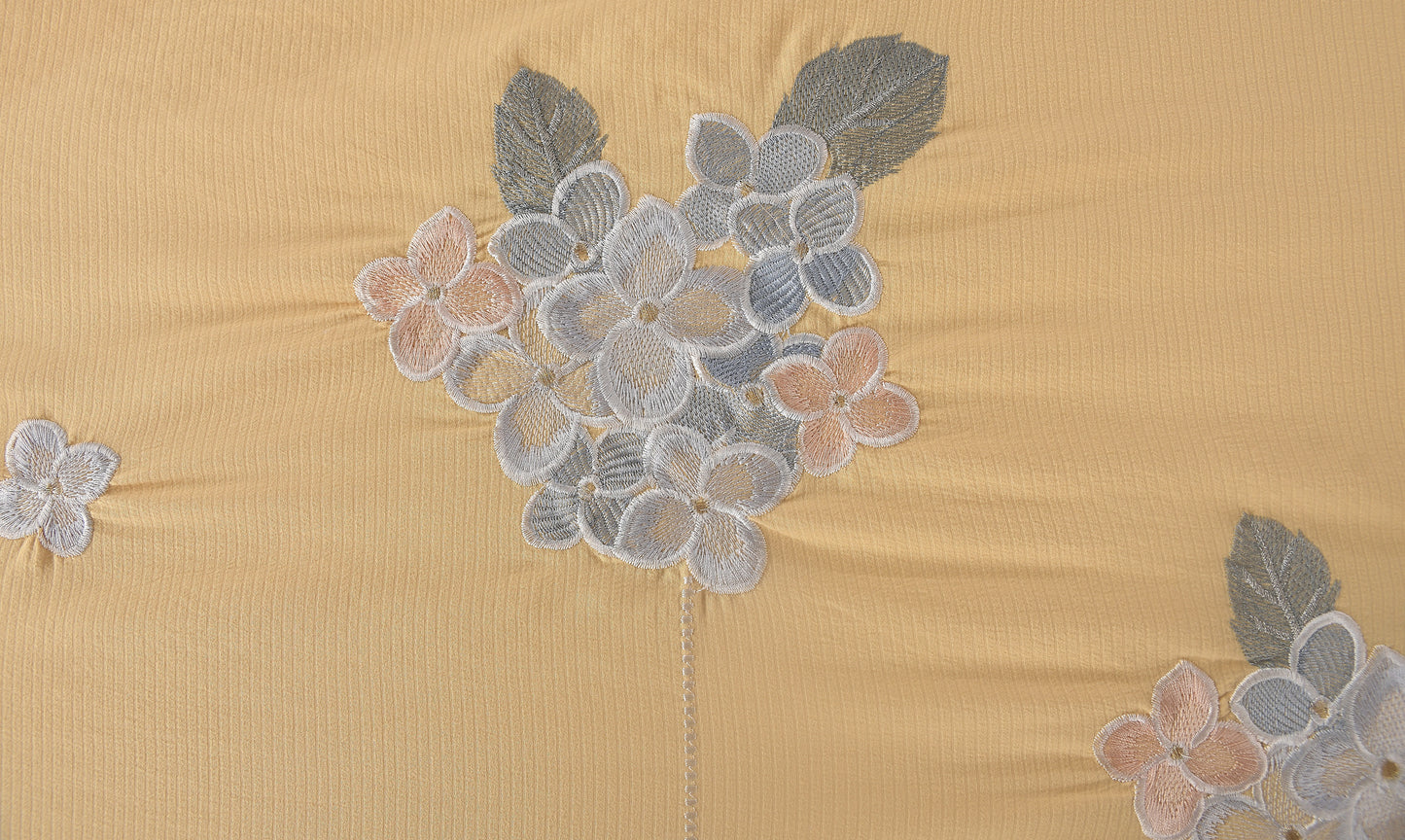 Dalton Comforter - Cotton Feel - Double Bed (90x100 inches)