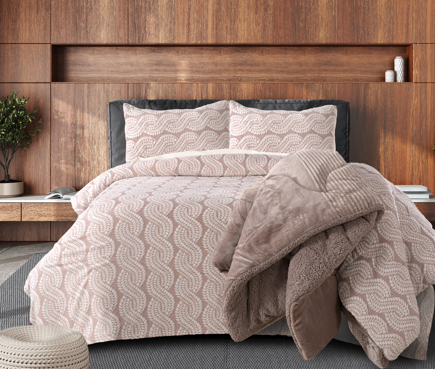 Moscow Quilt Collection By Ross