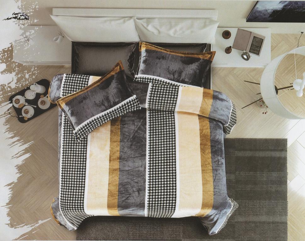 Orchid Woollen Quilt Cover by ROSS - Double Bed & Single Bed