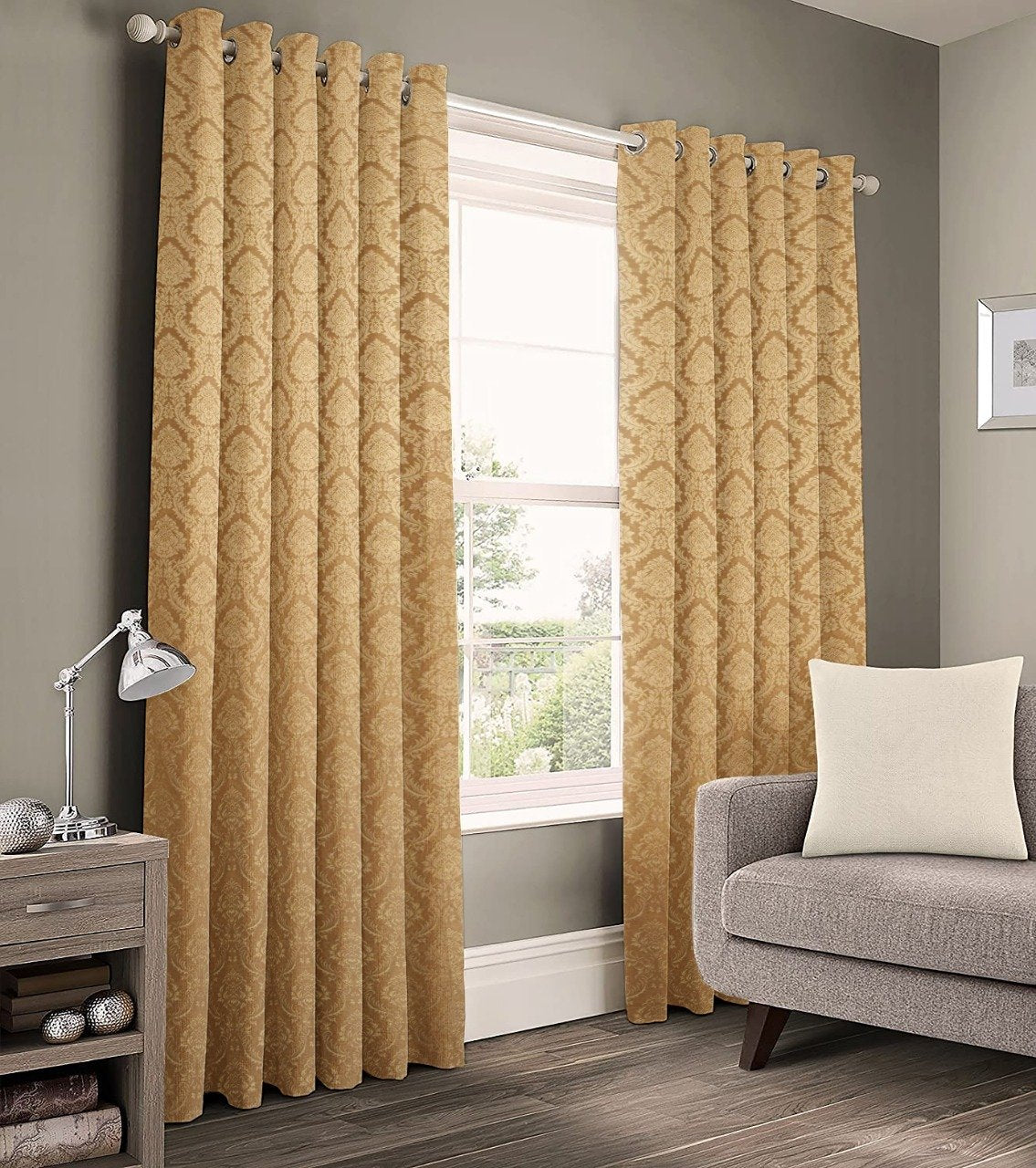 MNS  Simba  Rose Door Curtain