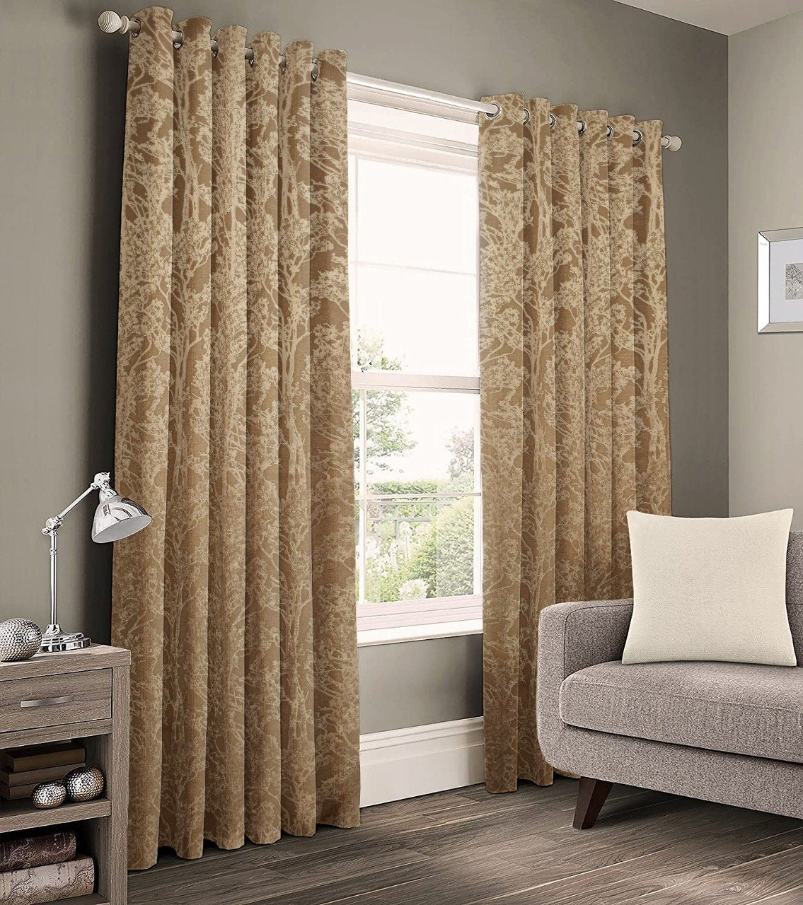 MNS  Simba  Rose Door Curtain