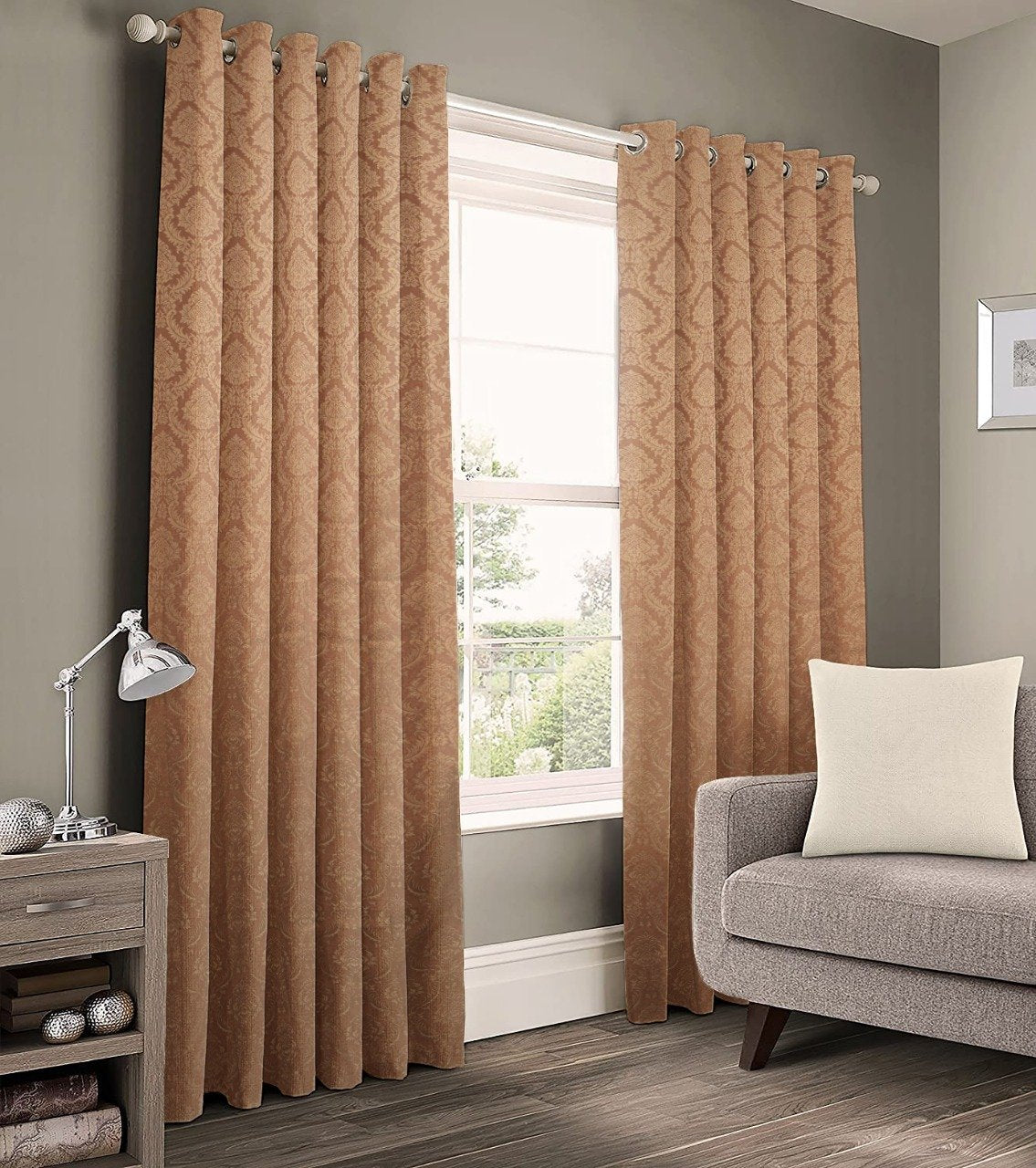 MNS  Simba  Rose Door Curtain