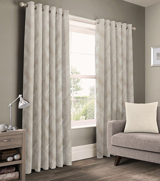 MNS  Simba  Rose Door Curtain