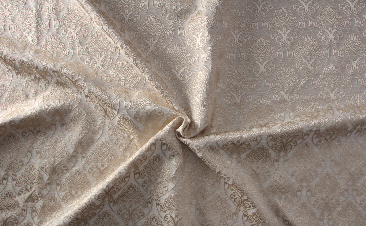 MNS  Capri Rose Door Curtain